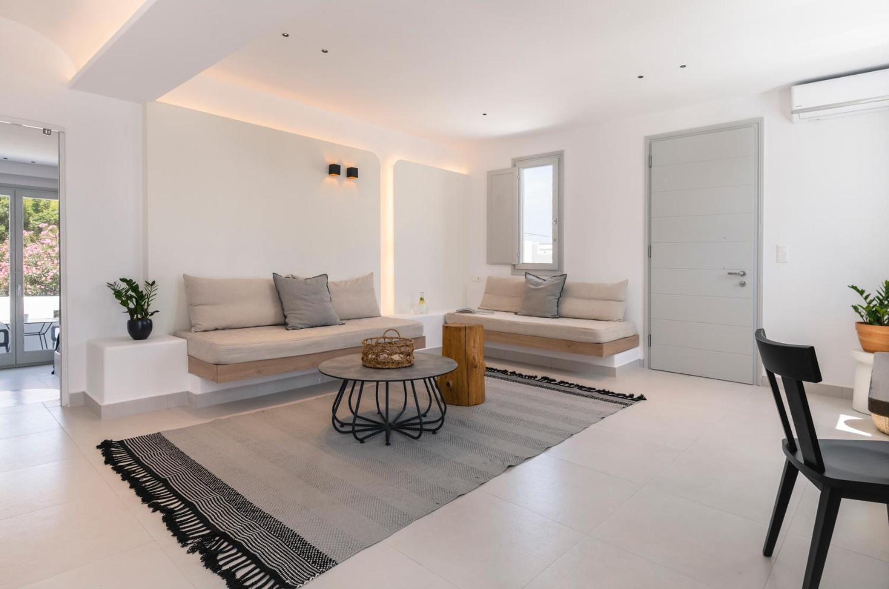 Quartano Suites By Heliessa, Adults Only Naousa  Exterior photo