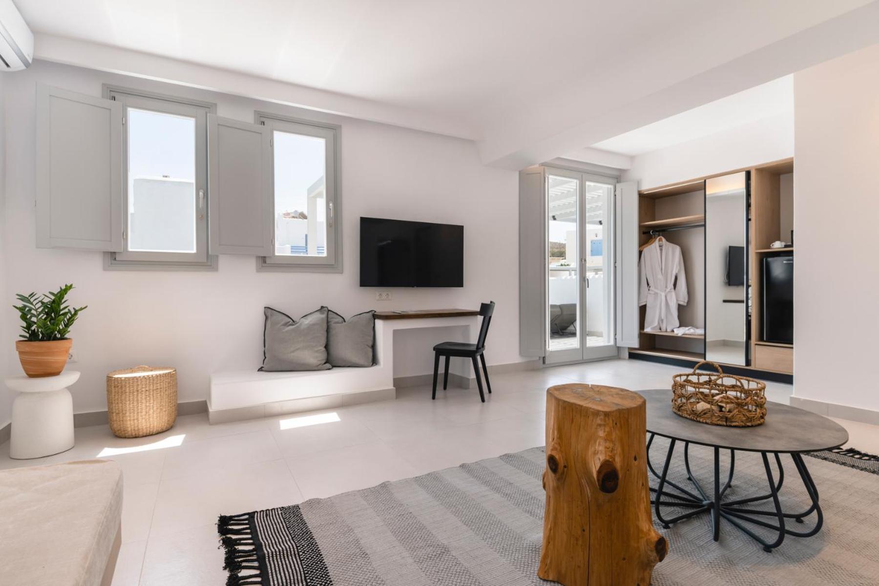 Quartano Suites By Heliessa, Adults Only Naousa  Exterior photo